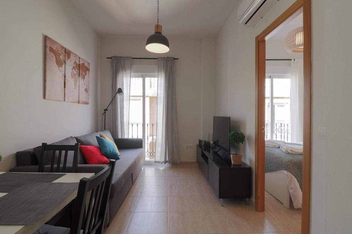 C33 - Malaga Soho Cute Apartment Luaran gambar