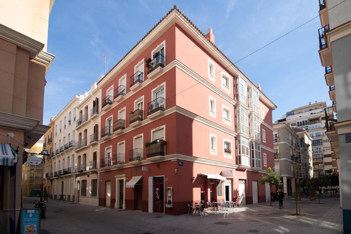 C33 - Malaga Soho Cute Apartment Luaran gambar