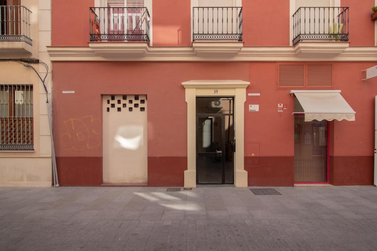 C33 - Malaga Soho Cute Apartment Luaran gambar